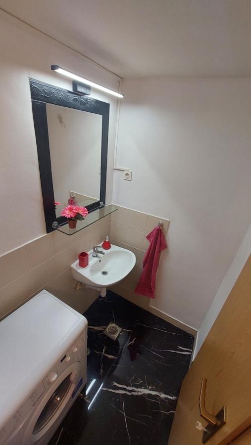 R&E Apartment Σπλιτ Εξωτερικό φωτογραφία